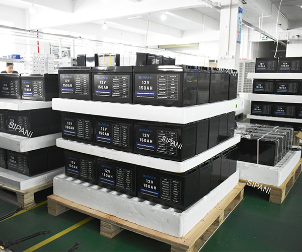 Choosing Between Rack Mount Batteries, Wall Mount Batteries, And Server Rack Batteries