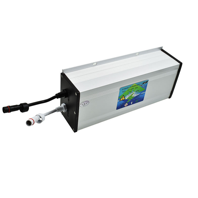 SIPANI 18650 Ncm 12v 60ah Lithium Ion Battery With Ip65 Aluminium Alloy Box For Solar Street Light CCTV Camera System