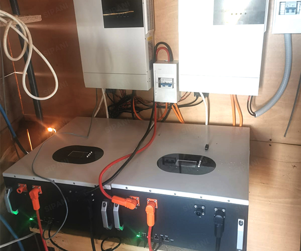 5KW Inverters in Parallel and the use of two 51.2V 150AH Energy Storage Batteries