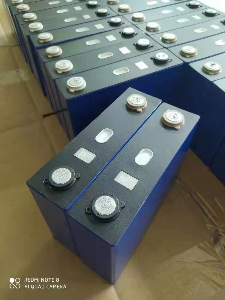 High Capacity CATL 302ah 300ah Lithium Ion Lifepo4 3.2v Cell 300ah Lifepo4 Battery For System