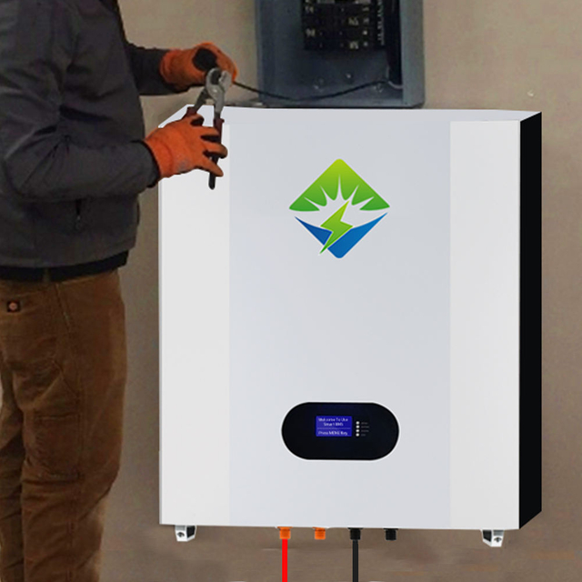 SIPANI Household Solar Energy 5kw 2.5kw Lifepo4 Battery 24v 200ah 100ah Power Wall Lithium Ion Rechargeable Battery Pack